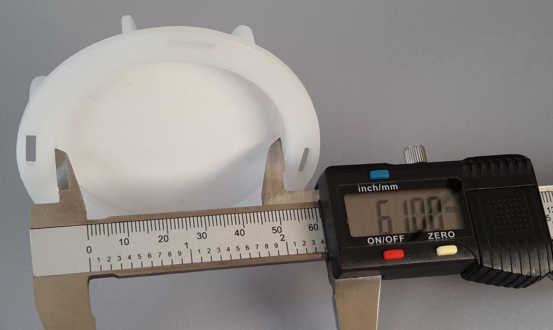 Víčko C na IBC nádrže DN 50 camlock s jemnými 3 závity 61mm